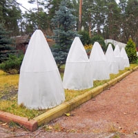 Зимние укрытия для растений